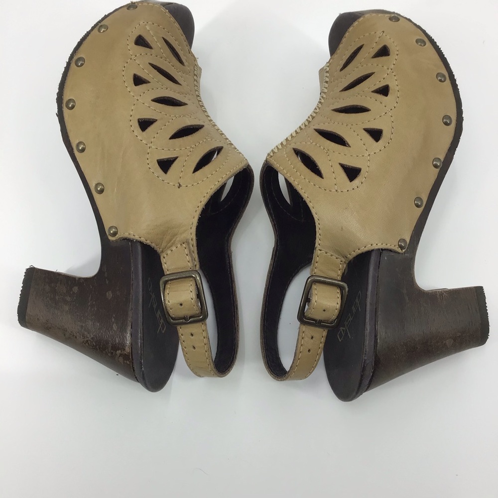 Dansko Rowena Tan Leather Sling Back Sandals - Picture 9 of 16